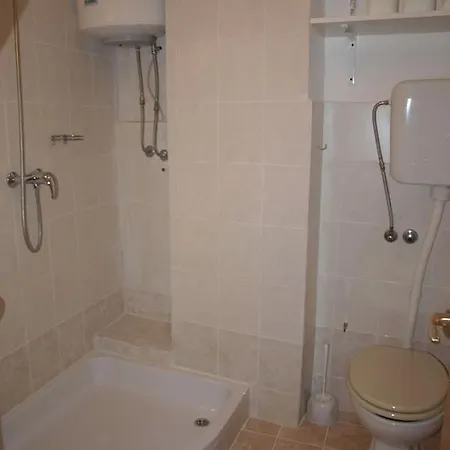 Apartman 7 Apartment
