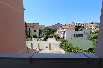 Apartman 7 Apartment